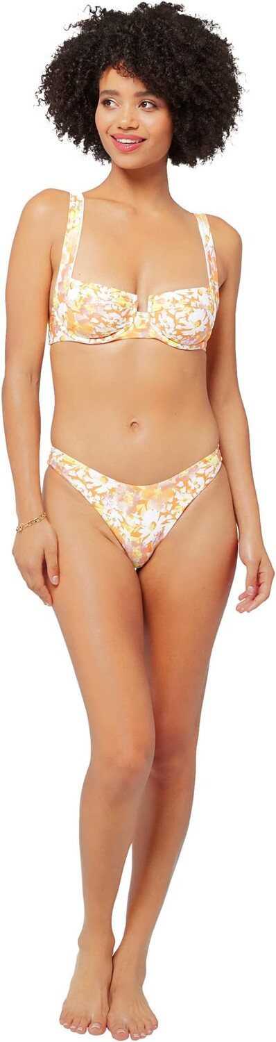 Купальный топ L*Space Camellia Top, цвет What In Carnation
Купальный топ L*Space Camellia Top, цвет What In Carnation