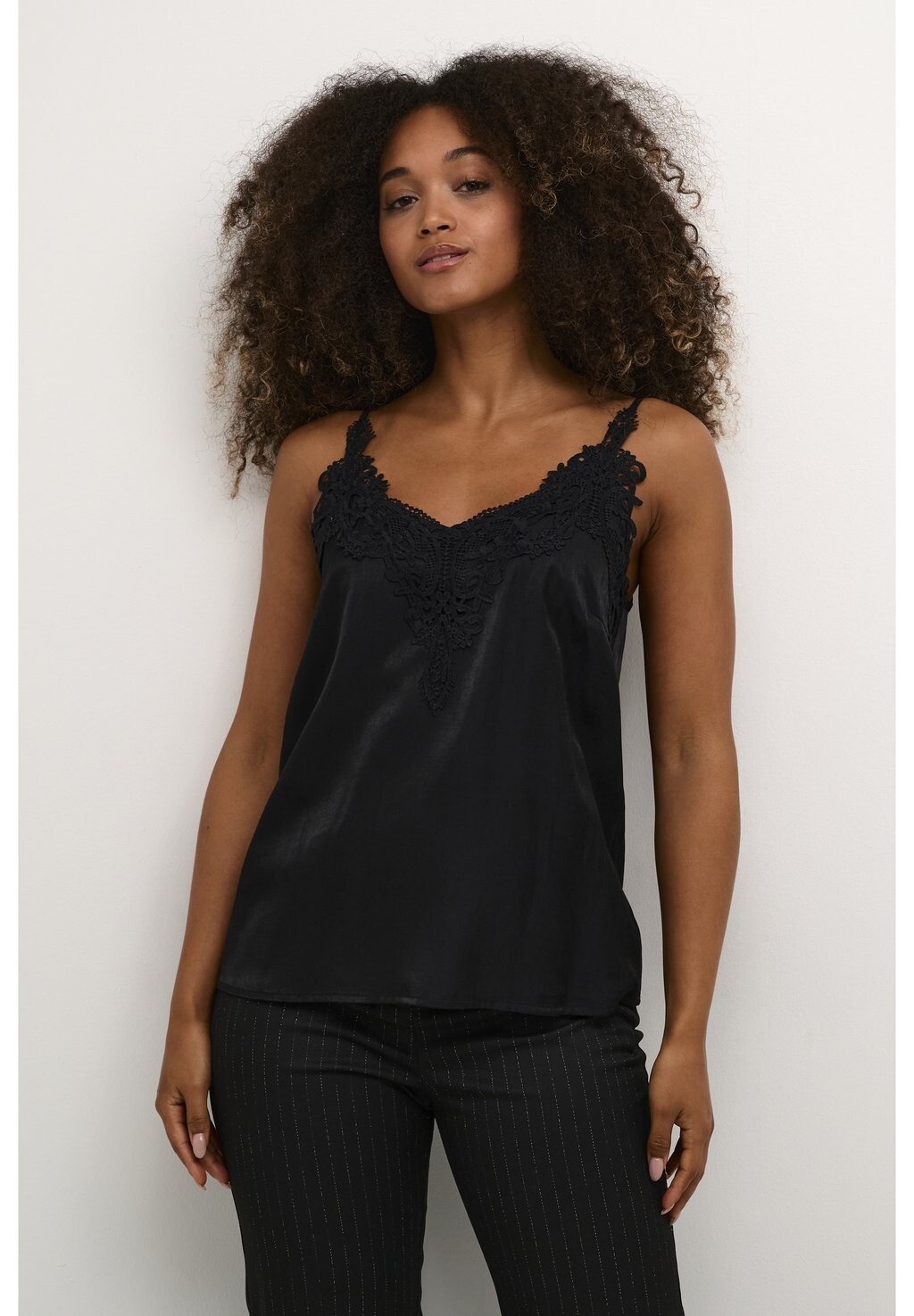 Блузка Cream
Блузка Cream