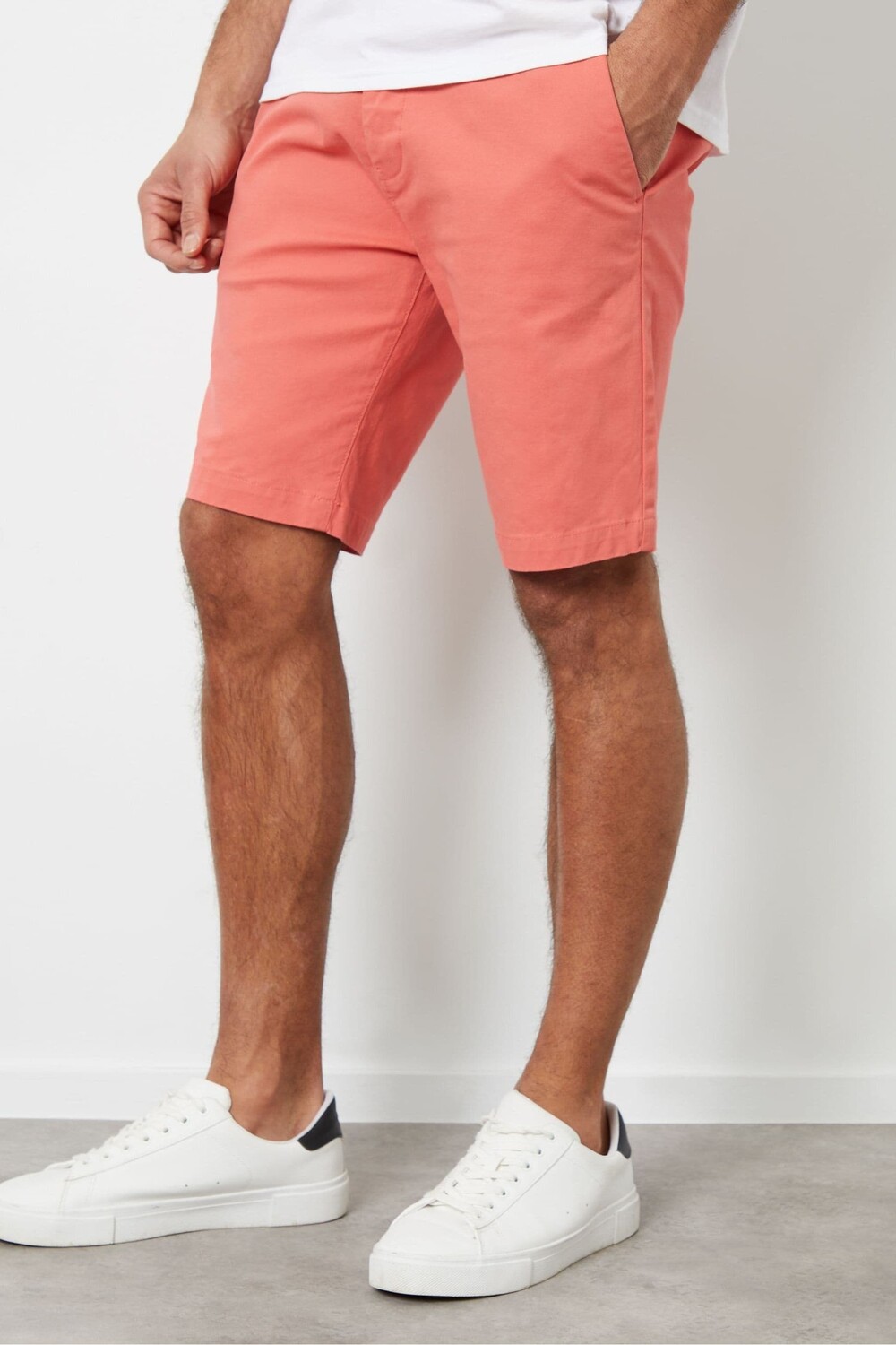 Хлопковые шорты-чиносы облегающего кроя и эластичные Threadbare, мультиколор
Хлопковые шорты-чиносы облегающего кроя и эластичные Threadbare, мультиколор