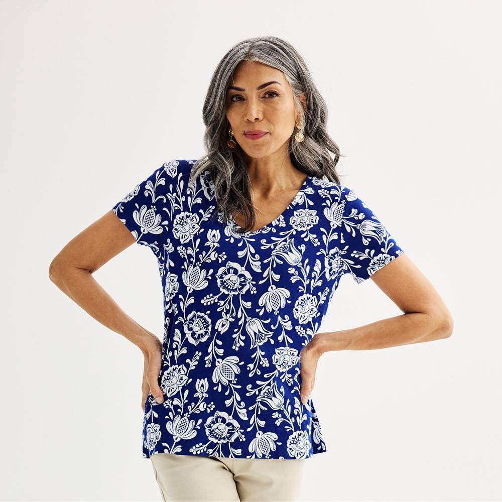 Женская футболка Croft & Barrow Essential с V-образным вырезом, цвет Navy Deco Floral
Женская футболка Croft & Barrow Essential с V-образным вырезом, цвет Navy Deco Floral