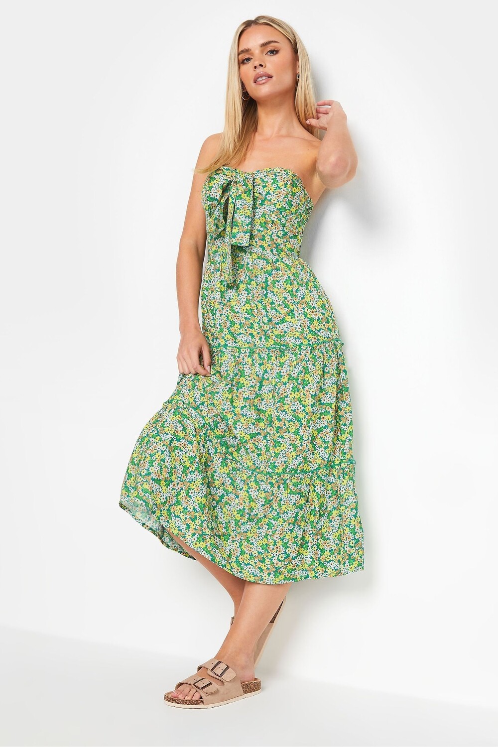 Платье миди с лямкой на шее Pixiegirl Petite, зеленый
Платье миди с лямкой на шее Pixiegirl Petite, зеленый