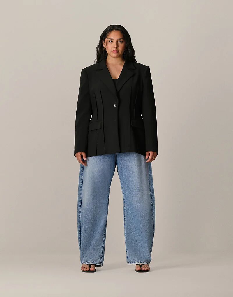 Премиальный блейзер ARRANGE Curve черного цвета
Премиальный блейзер ARRANGE Curve черного цвета