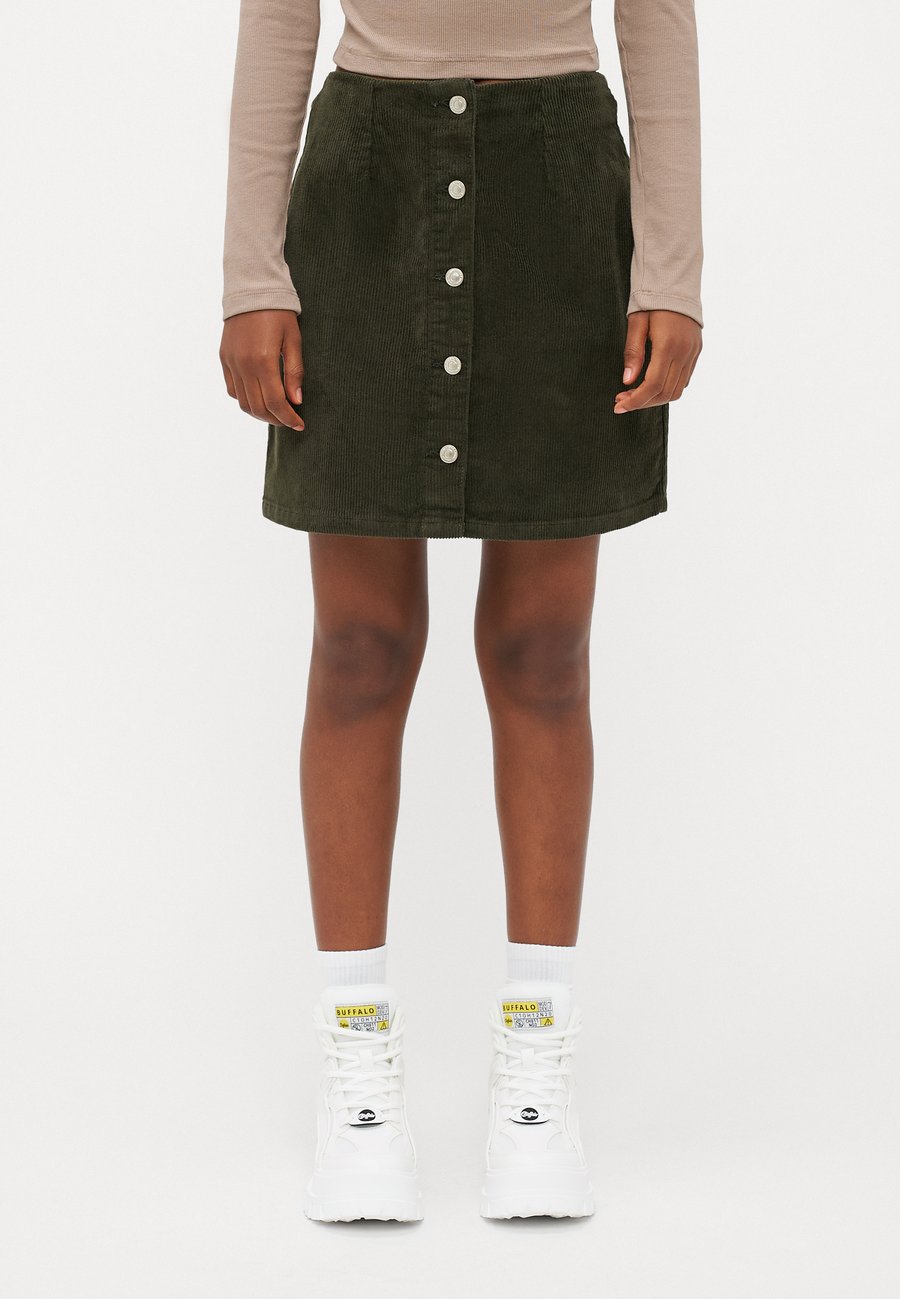 Юбка Vero Moda Petite VMETTA SHORT SKATER, Forest Night/Dark Green
Юбка Vero Moda Petite VMETTA SHORT SKATER, Forest Night/Dark Green
