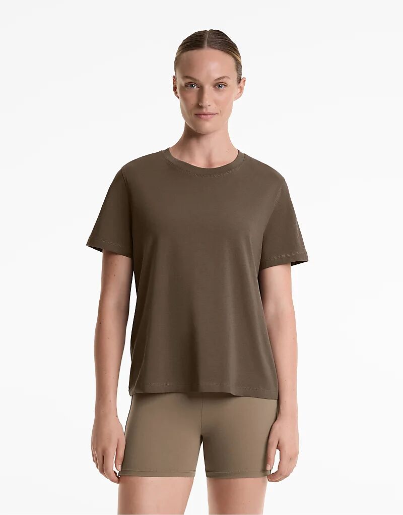 Футболка OYSHO из хлопковой смеси с короткими рукавами серого цвета
Футболка OYSHO из хлопковой смеси с короткими рукавами серого цвета