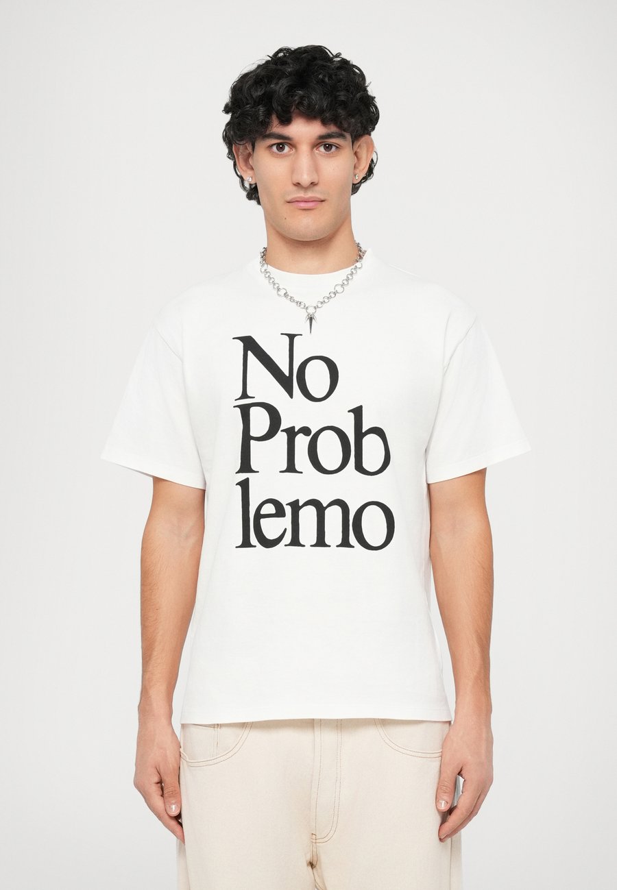 Футболка No Problemo WRAPPED TEE, White, Белый, Футболка No Problemo WRAPPED TEE, White
Футболка No Problemo WRAPPED TEE, White, Белый, Футболка No Problemo WRAPPED TEE, White