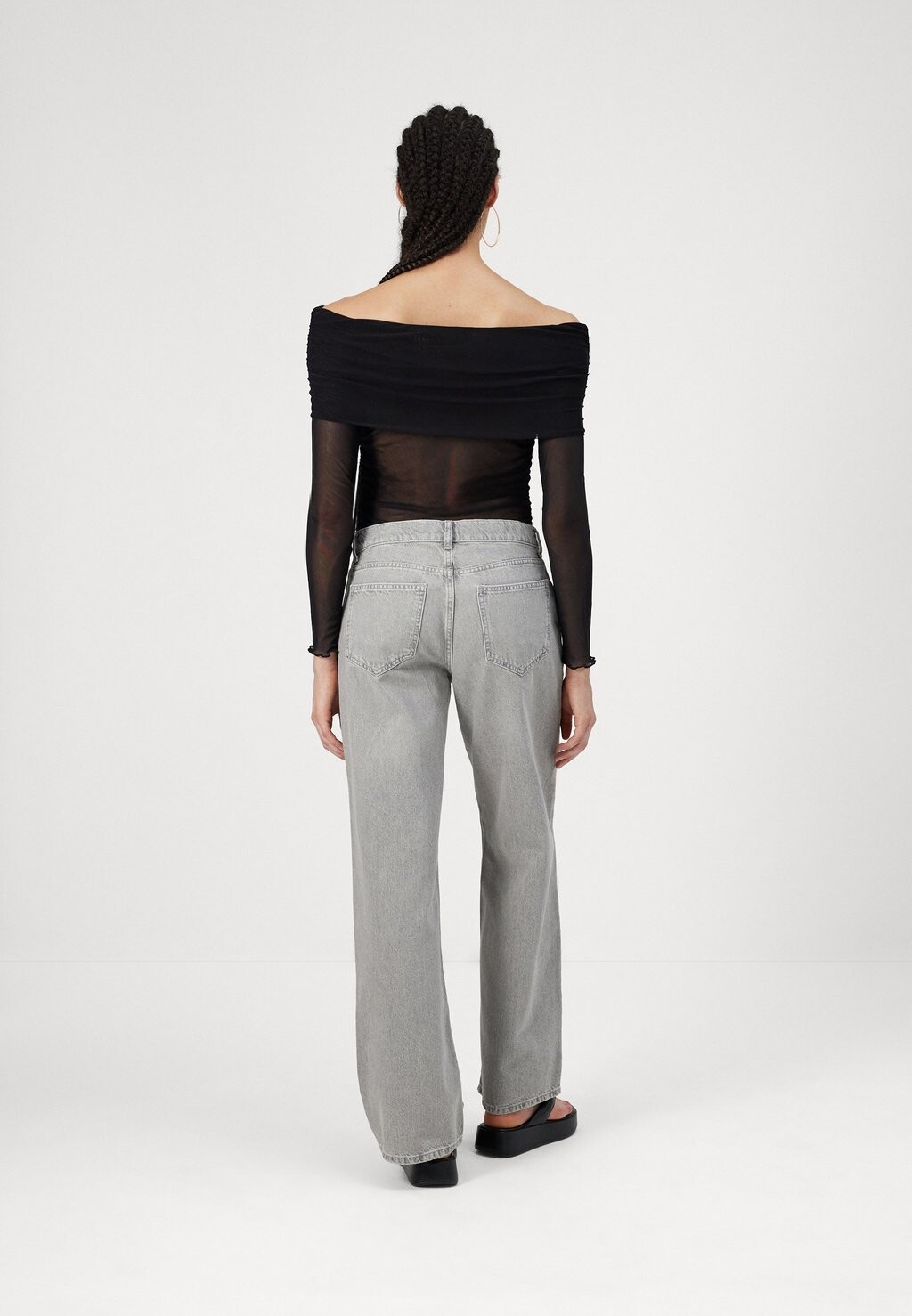 Джинсы свободного кроя ONLBRENDA ONLY, цвет Light Grey Denim
Джинсы свободного кроя ONLBRENDA ONLY, цвет Light Grey Denim