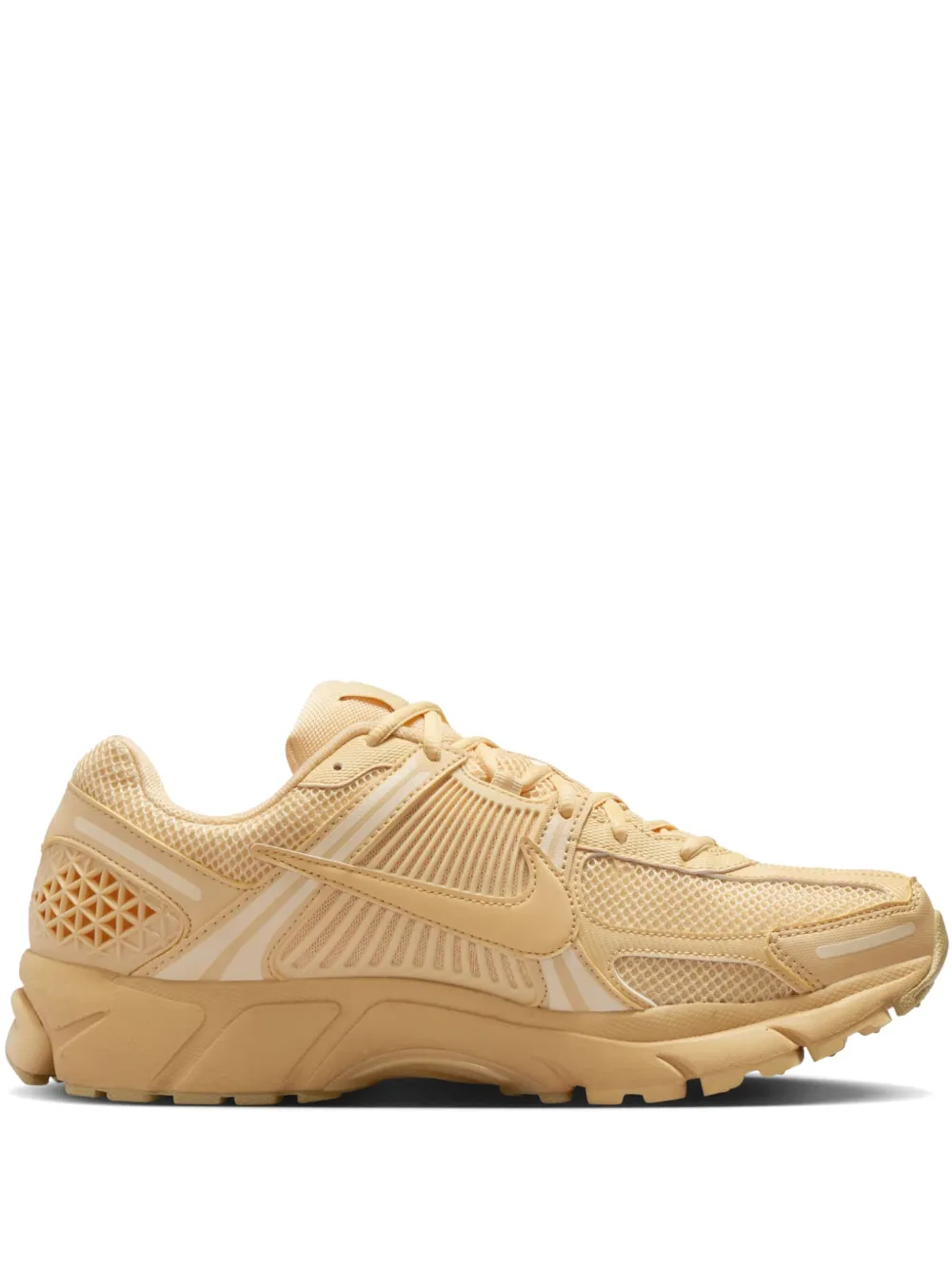 Кроссовки Zoom Vomero 5 Celestial Gold Nike, нейтральный
Кроссовки Zoom Vomero 5 Celestial Gold Nike, нейтральный