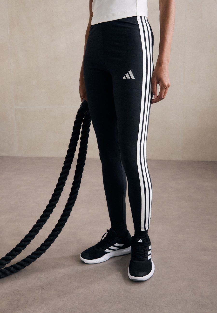 Леггинсы Adidas Sportswear LEG, Black/White/Black
Леггинсы Adidas Sportswear LEG, Black/White/Black