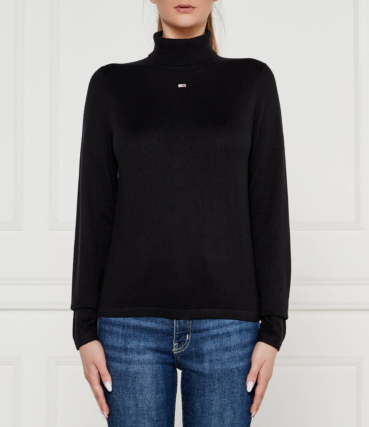 Свитер Tommy Jeans Slim Fit, черный
Свитер Tommy Jeans Slim Fit, черный