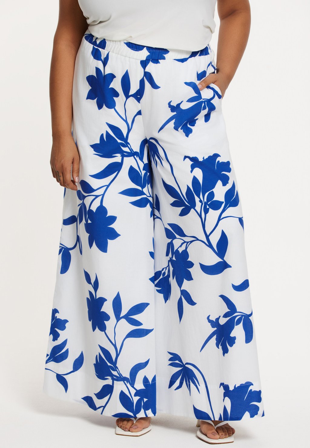 Брюки YOEK, индиго
Брюки YOEK, индиго