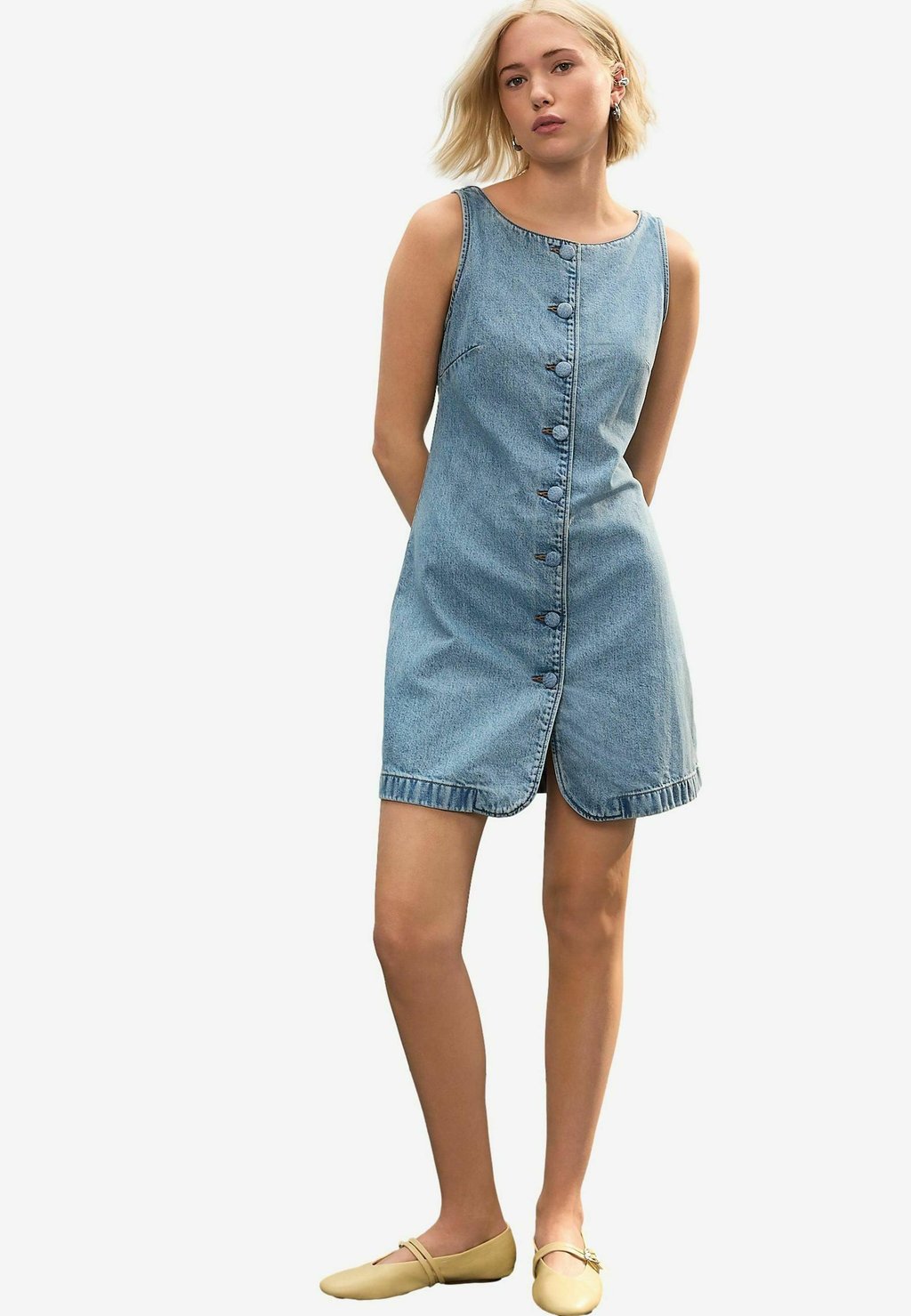 Джинсовое платье REGULAR FIT - BUTTON THROUGH MINI Next, синий
Джинсовое платье REGULAR FIT - BUTTON THROUGH MINI Next, синий