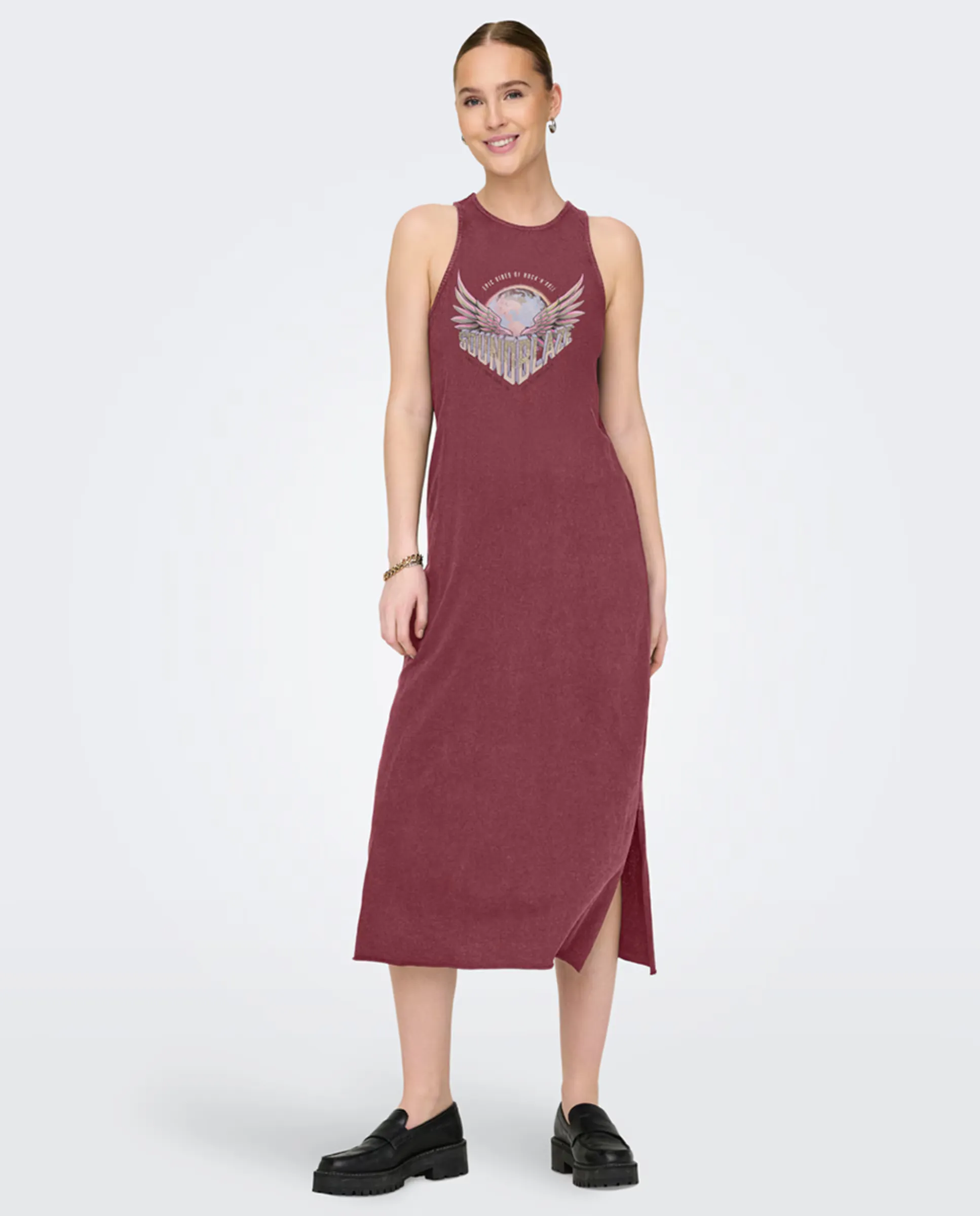 Черное женское платье без рукавов Only, гранатовый
Черное женское платье без рукавов Only, гранатовый