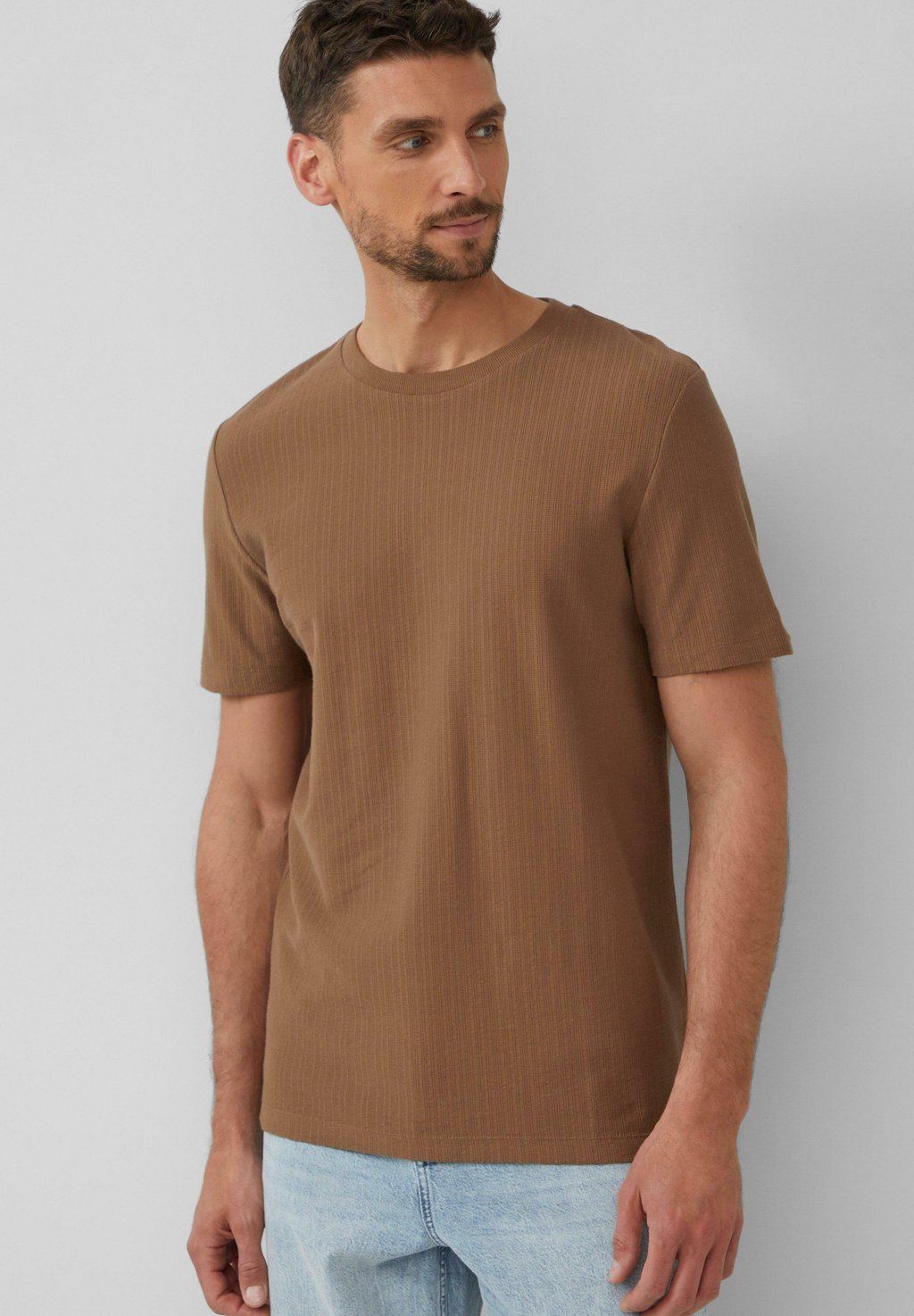 Базовая футболка AUS STRUKTUR s.Oliver, бежевый
Базовая футболка AUS STRUKTUR s.Oliver, бежевый