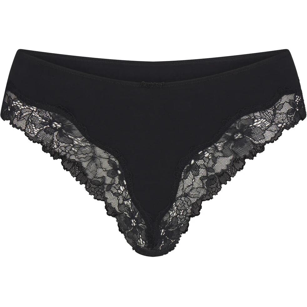 Женские трусы Skims
Женские трусы Skims