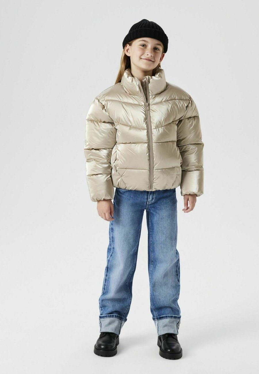 Зимняя куртка Name it GLÄNZENDE, Frosted Almond/Beige
Зимняя куртка Name it GLÄNZENDE, Frosted Almond/Beige