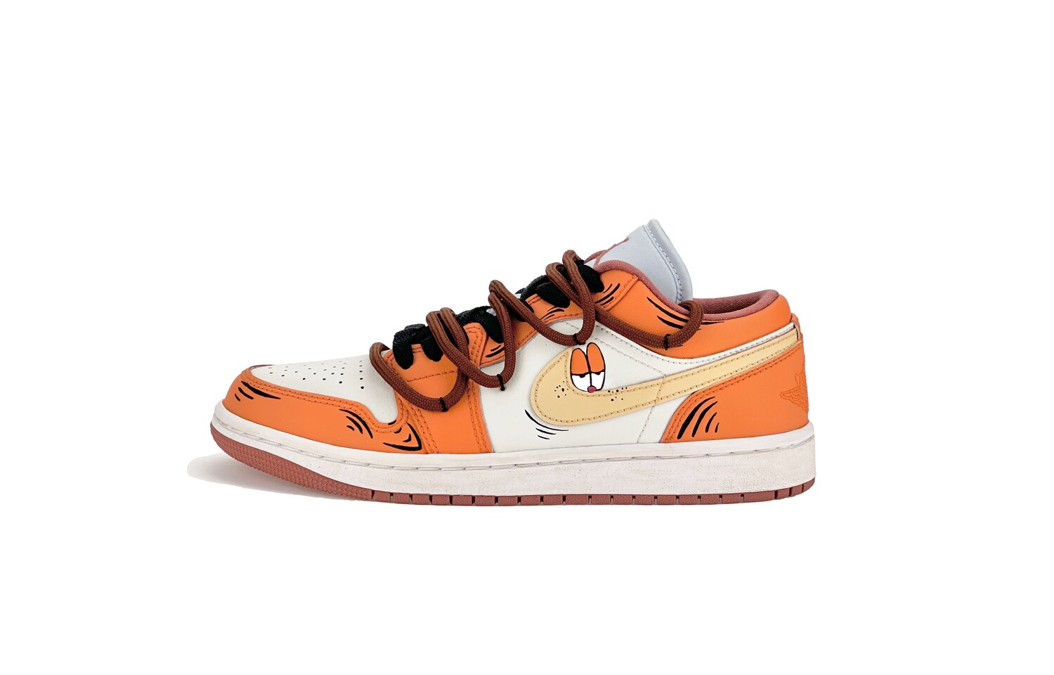 Кроссовки Air Jordan 1 Vintage Basketball Shoes Women's Low-top Dirty Orange, цвет Dirty Orange
Кроссовки Air Jordan 1 Vintage Basketball Shoes Women's Low-top Dirty Orange, цвет Dirty Orange