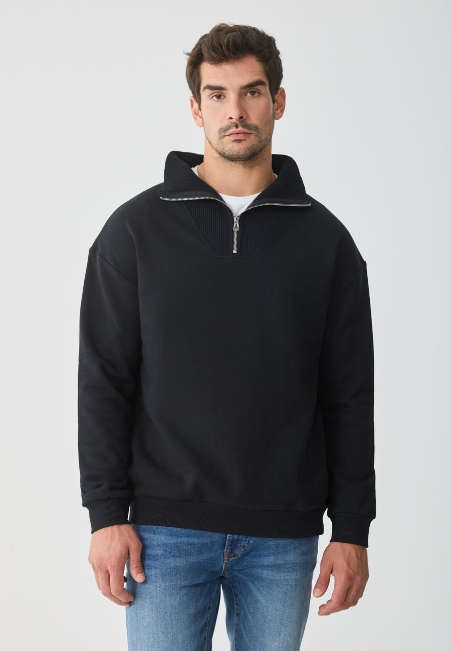 Толстовка Pier One Sweatshirt, True Black/Black, Черный, Толстовка Pier One Sweatshirt, True Black/Black
Толстовка Pier One Sweatshirt, True Black/Black, Черный, Толстовка Pier One Sweatshirt, True Black/Black