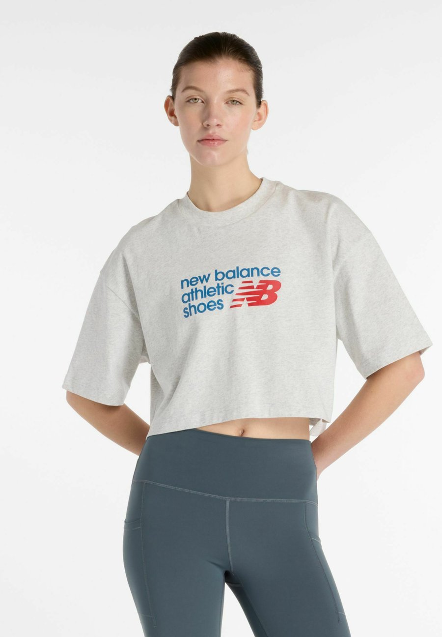 Футболка New Balance ATHLETICS PREMIUM LOGO, Ash Heather/Grey, Серый, Футболка New Balance ATHLETICS PREMIUM LOGO, Ash Heather/Grey
Футболка New Balance ATHLETICS PREMIUM LOGO, Ash Heather/Grey, Серый, Футболка New Balance ATHLETICS PREMIUM LOGO, Ash Heather/Grey