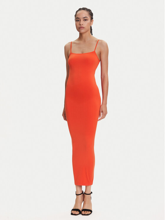 Повседневное платье slim fit Strap Fatal 57185 Wolford, красный
Повседневное платье slim fit Strap Fatal 57185 Wolford, красный