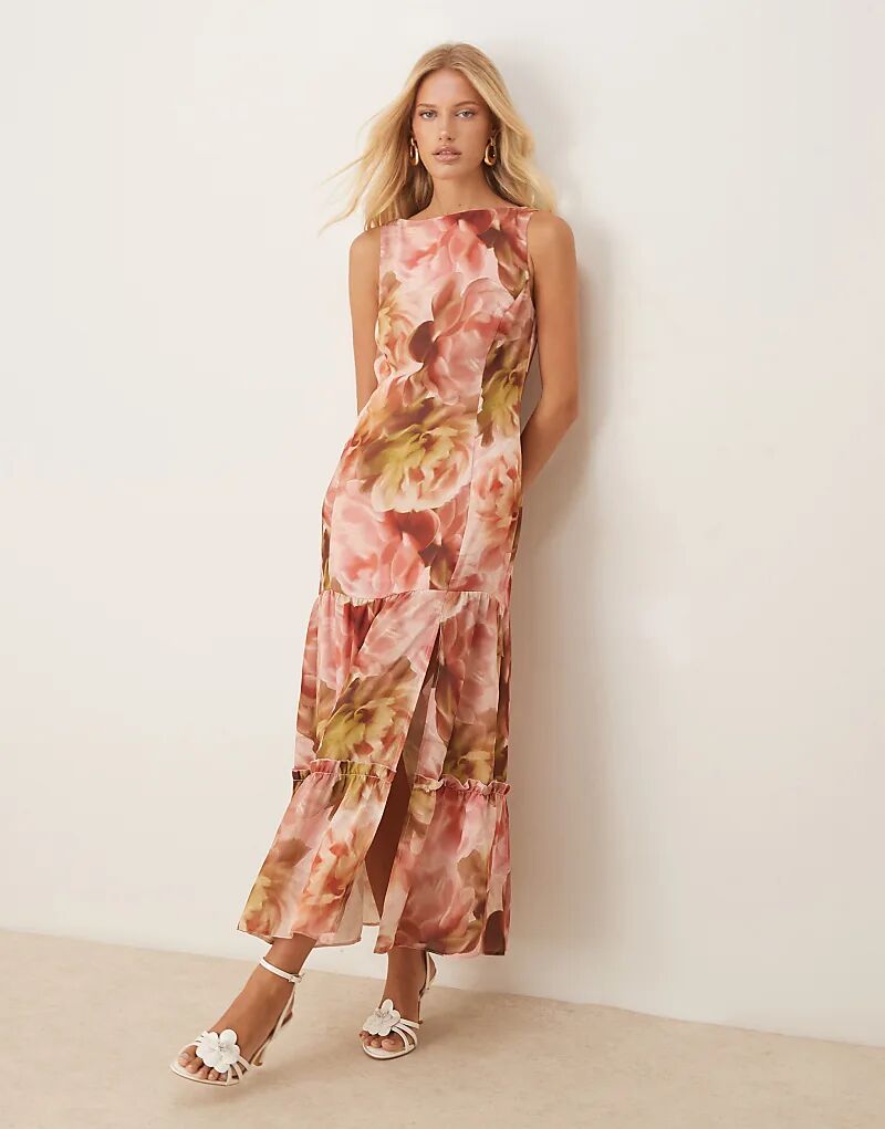 Платье макси ASOS DESIGN без рукавов с воротником-стойкой, многоуровневым подолом и цветочным принтом
Платье макси ASOS DESIGN без рукавов с воротником-стойкой, многоуровневым подолом и цветочным принтом