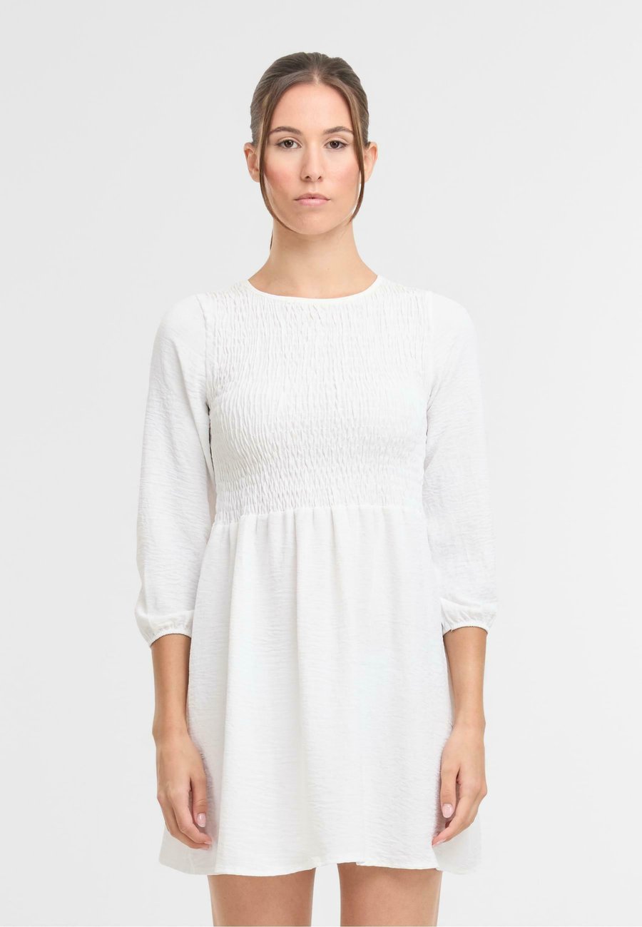 Платье Cloud 5ive Day dress, White
Платье Cloud 5ive Day dress, White