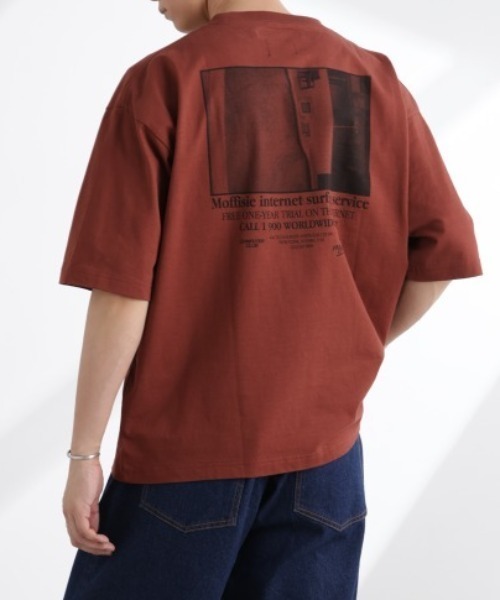 NANO universe Футболка с коротким рукавом, оригинальный принт, MOFFISIE, красный
NANO universe Футболка с коротким рукавом, оригинальный принт, MOFFISIE, красный