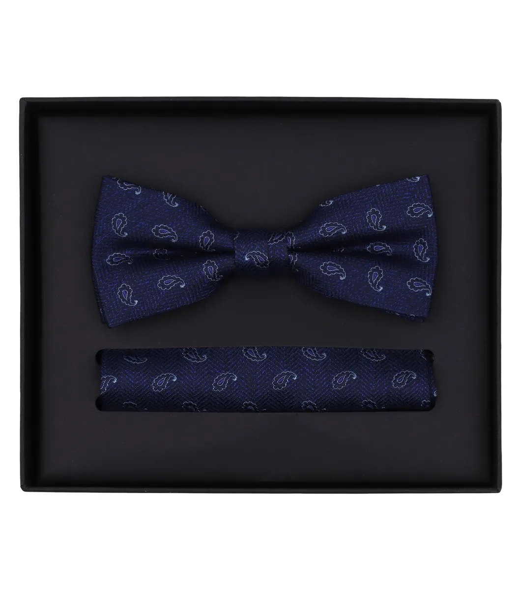 Галстук-бабочка VENTI "Комплект из галстука-бабочки и нагрудного платка VENTI с рисунком", синий
Галстук-бабочка VENTI "Комплект из галстука-бабочки и нагрудного платка VENTI с рисунком", синий