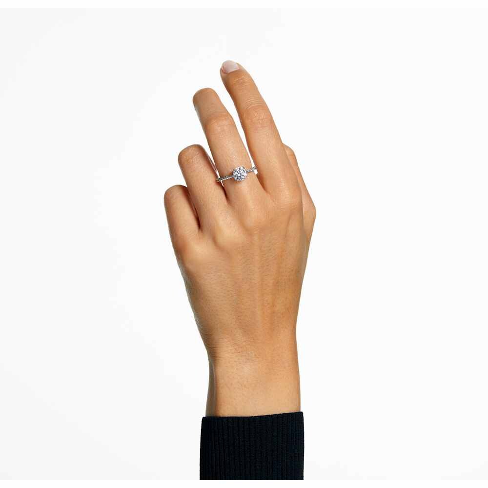 Кольцо для коктейля Stilla Swarovski
Кольцо для коктейля Stilla Swarovski