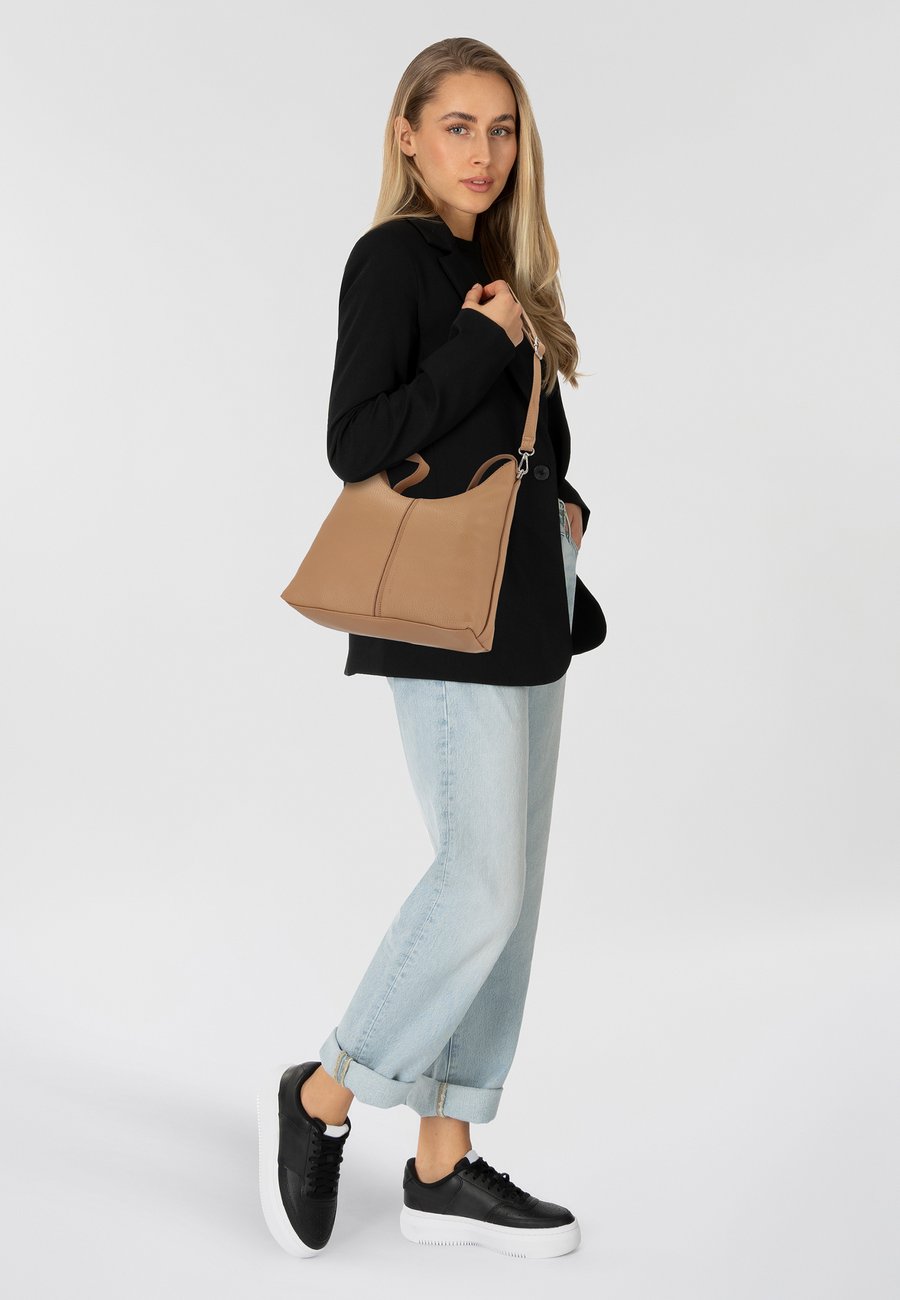 Сумка-шоппер TOM TAILOR JEMA, Camel
Сумка-шоппер TOM TAILOR JEMA, Camel