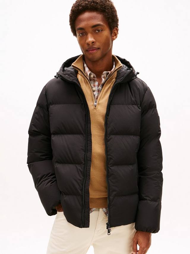 Водоотталкивающая пуховая куртка с капюшоном Tommy Hilfiger, Black
Водоотталкивающая пуховая куртка с капюшоном Tommy Hilfiger, Black