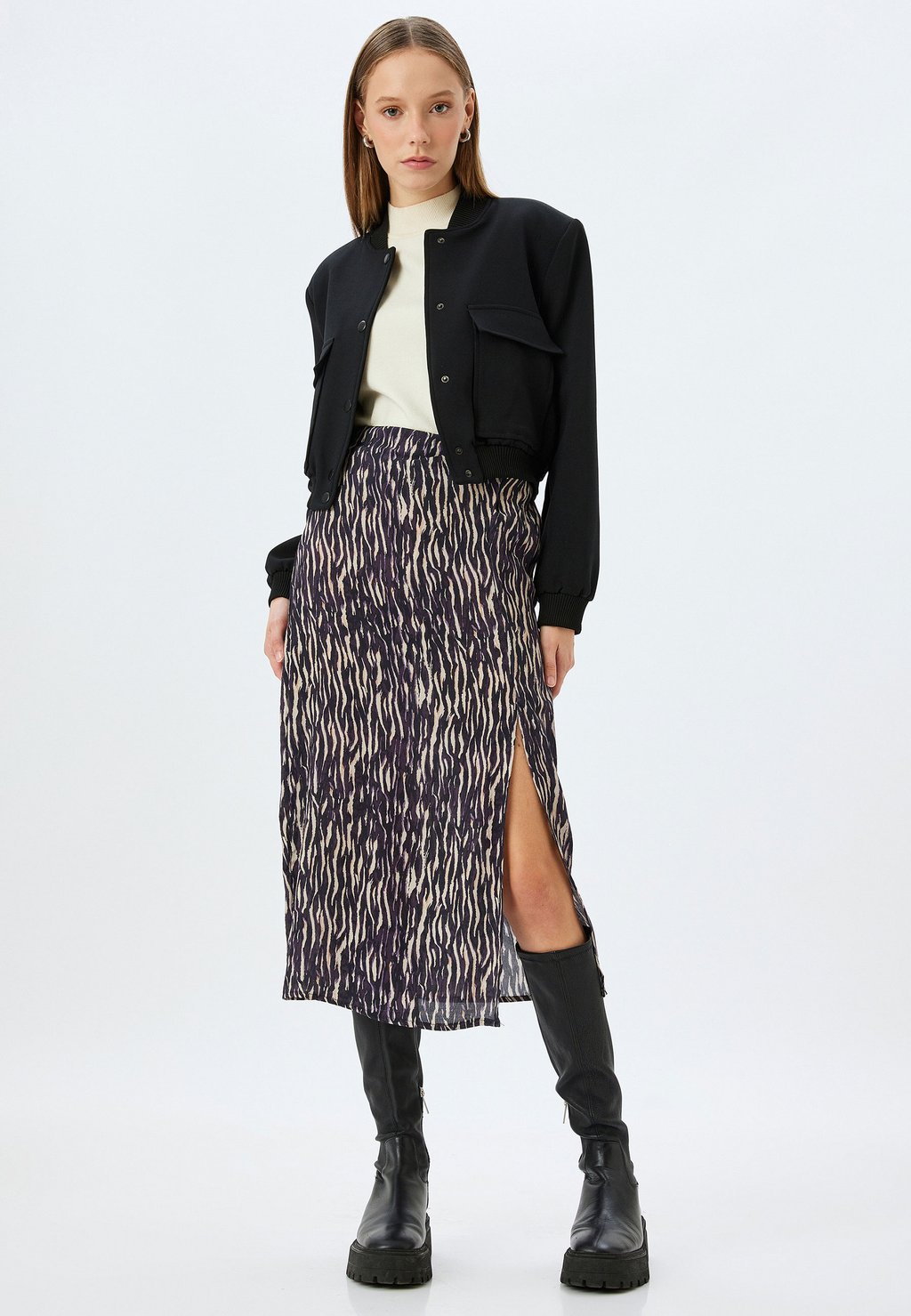 Юбка-карандаш Koton, черный
Юбка-карандаш Koton, черный