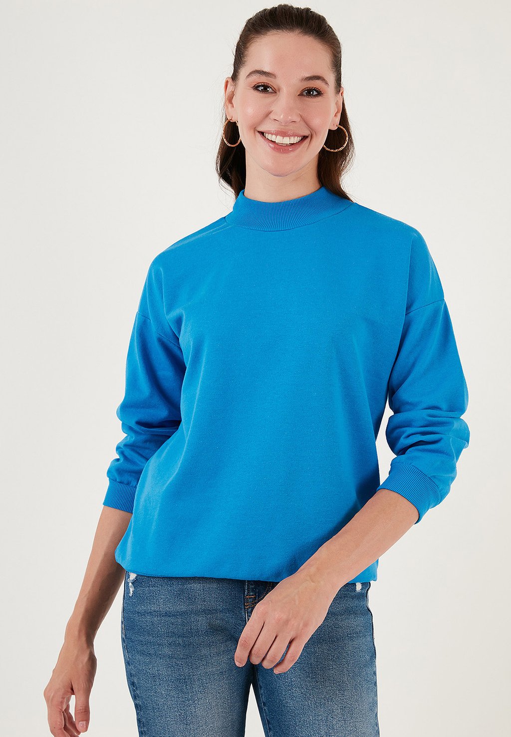 Толстовка LELA, бирюзовый
Толстовка LELA, бирюзовый