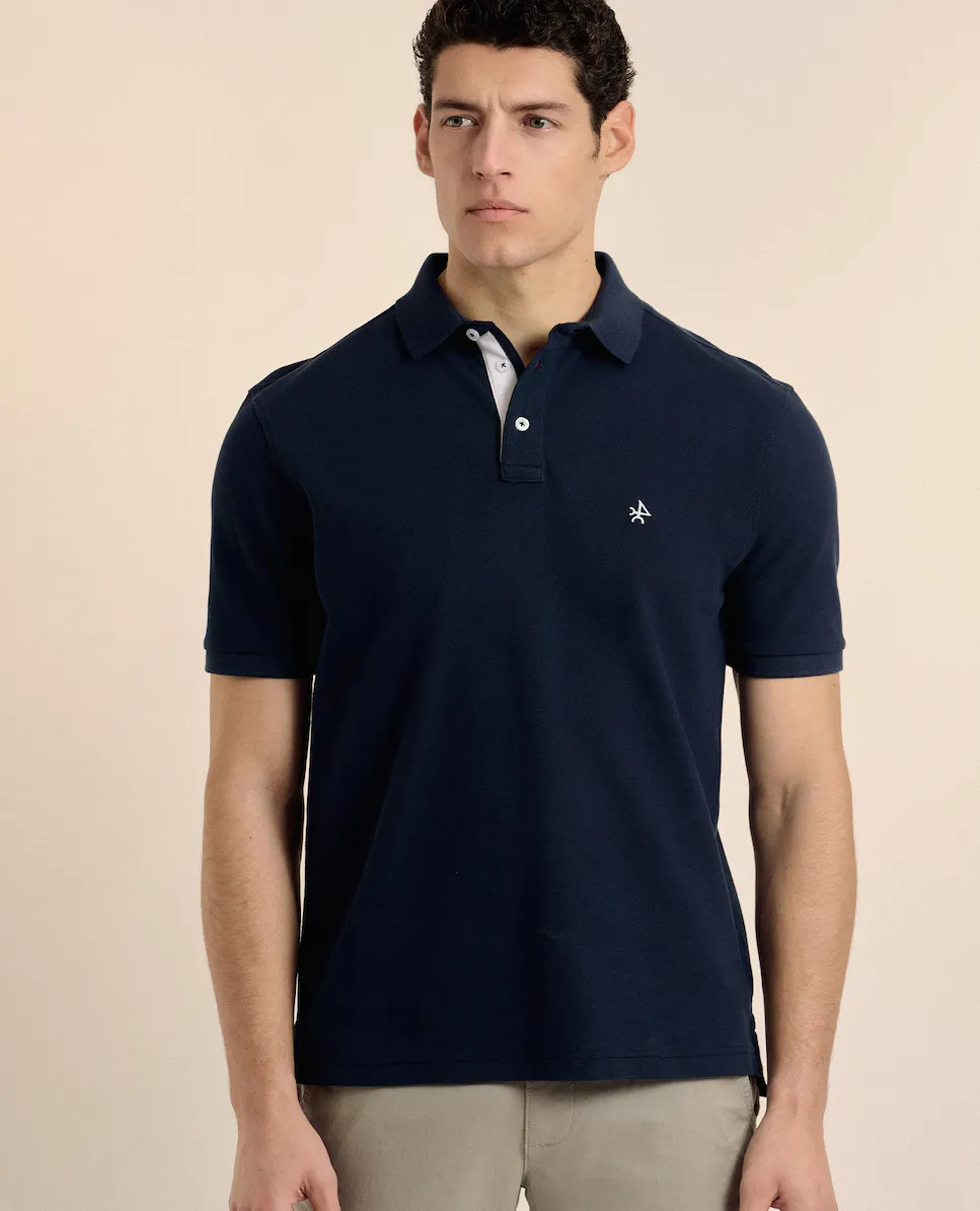 Мужская рубашка-поло классического кроя с короткими рукавами из пике Valecuatro, темно-синий
Мужская рубашка-поло классического кроя с короткими рукавами из пике Valecuatro, темно-синий