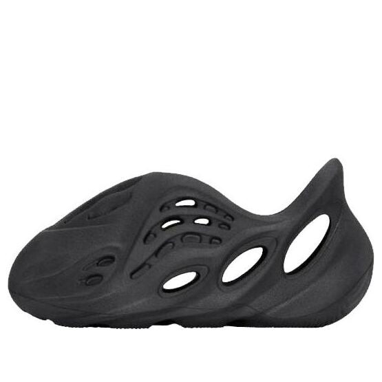 Сандалии из пеноматериала Adidas Yeezy, черный
Сандалии из пеноматериала Adidas Yeezy, черный