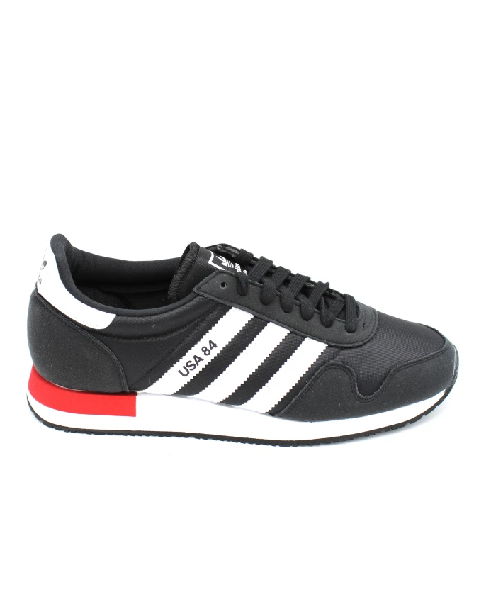 Кроссовки из технической ткани с замшевыми вставками. Adidas, черный
Кроссовки из технической ткани с замшевыми вставками. Adidas, черный