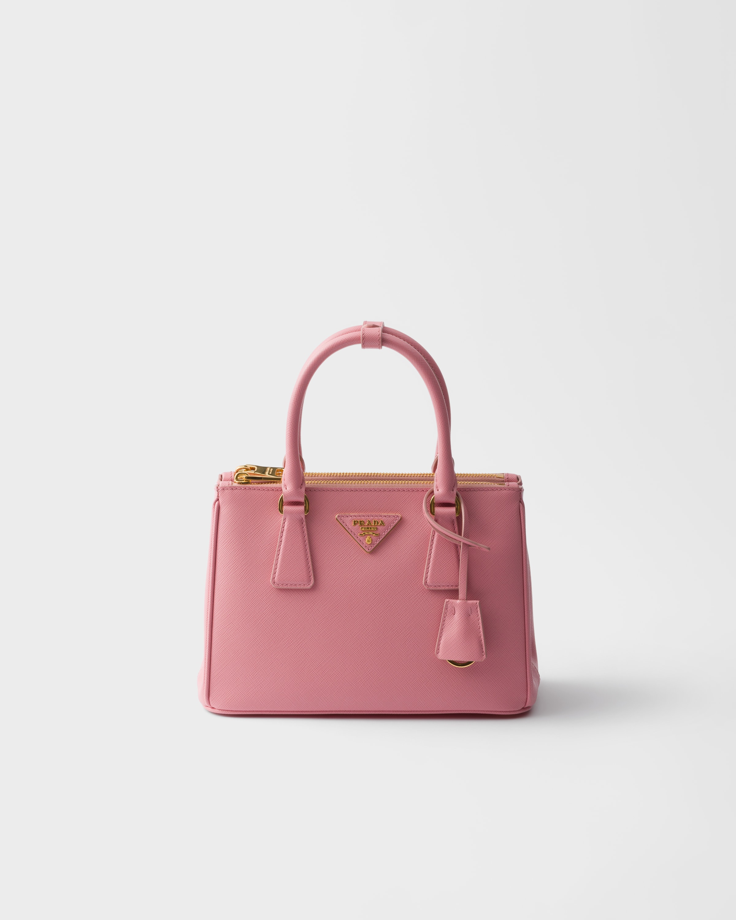 Малая сумка Prada Galleria из сафьяновой кожи, розовый
Малая сумка Prada Galleria из сафьяновой кожи, розовый