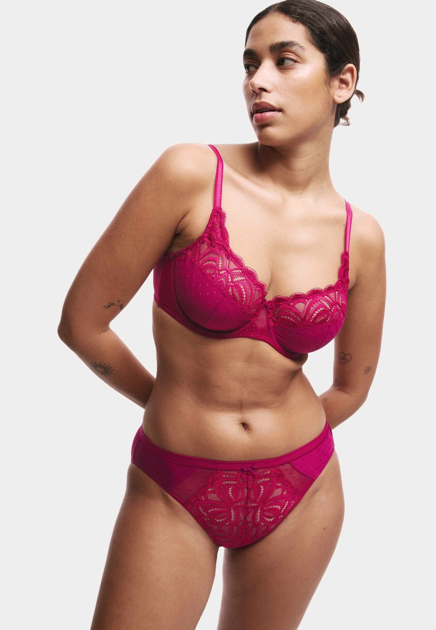 Брифы Marks & Spencer 3 PACK AMELIA HIGH LEG, Dark Raspberry/Berry
Брифы Marks & Spencer 3 PACK AMELIA HIGH LEG, Dark Raspberry/Berry