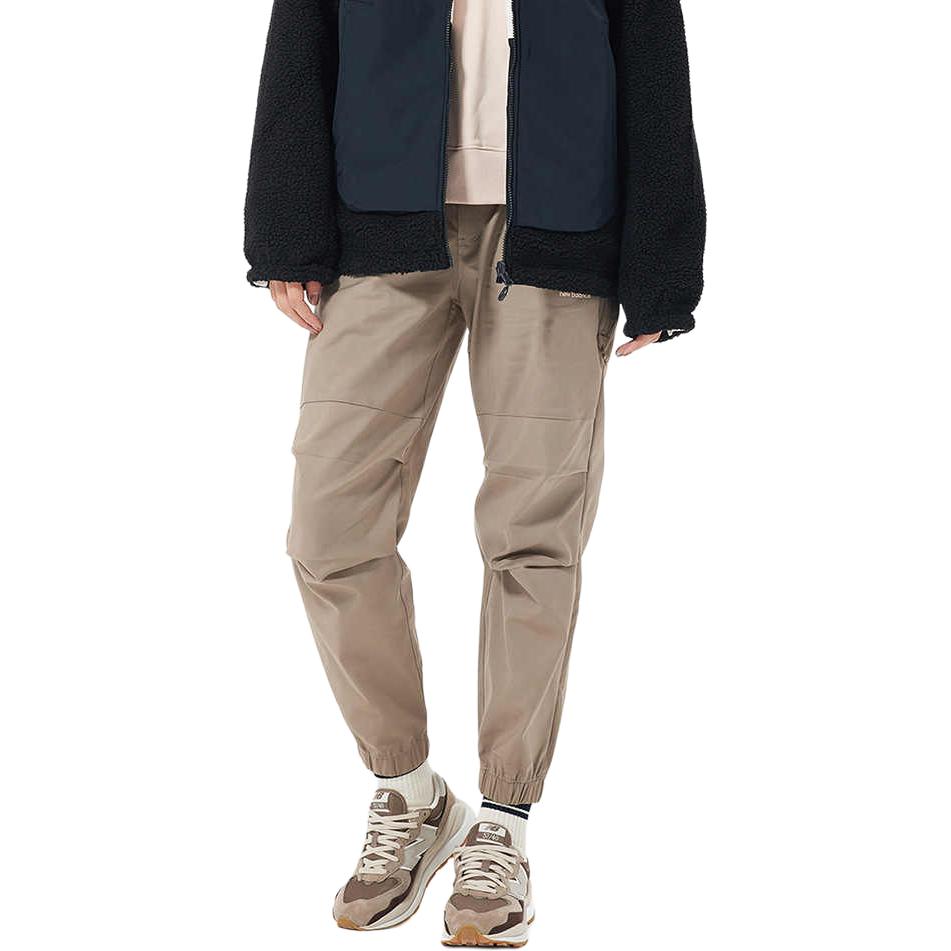 Женские повседневные брюки черные New Balance, коричневые
Женские повседневные брюки черные New Balance, коричневые