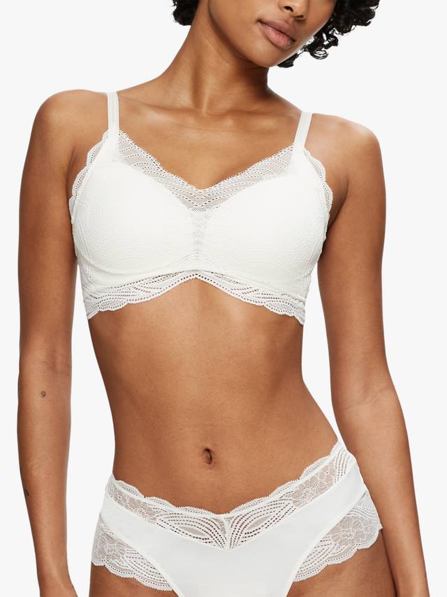 Бюстгальтер Lift Smart с кружевными вставками Triumph, Ecru White
Бюстгальтер Lift Smart с кружевными вставками Triumph, Ecru White