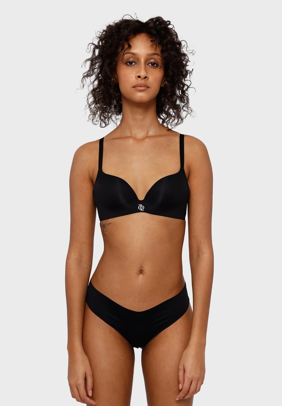 Трусы God Save Queens KATE, Black
Трусы God Save Queens KATE, Black