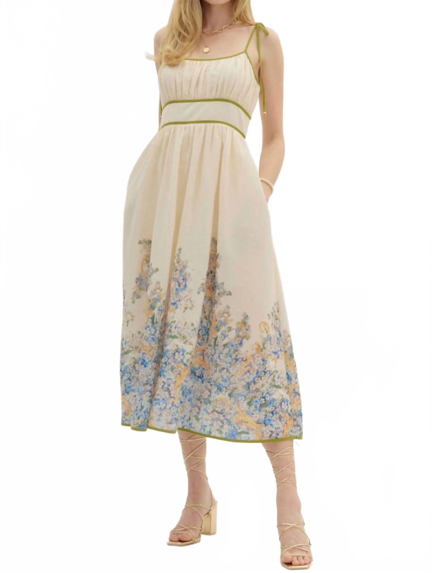 Платье Alyssa с цветочным принтом в натуральном оттенке Entro
Платье Alyssa с цветочным принтом в натуральном оттенке Entro