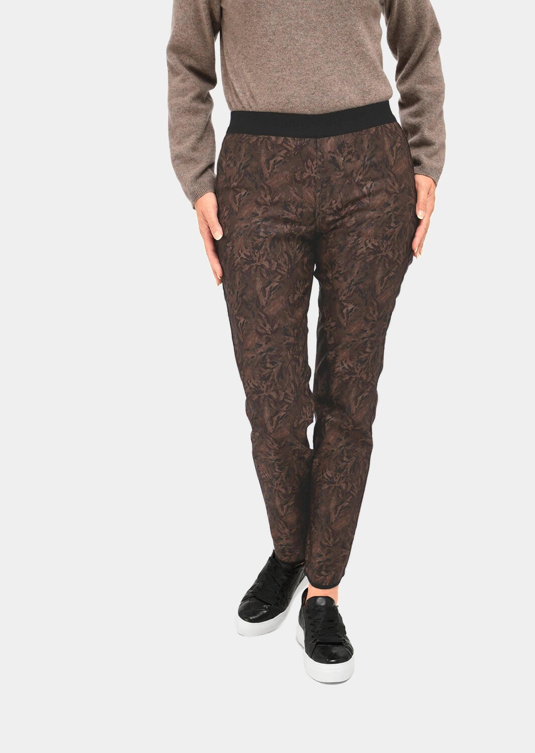 Брюки GOLDNER Wendedruckhose Louisa, цвет dunkeltaupe/geblümt
Брюки GOLDNER Wendedruckhose Louisa, цвет dunkeltaupe/geblümt