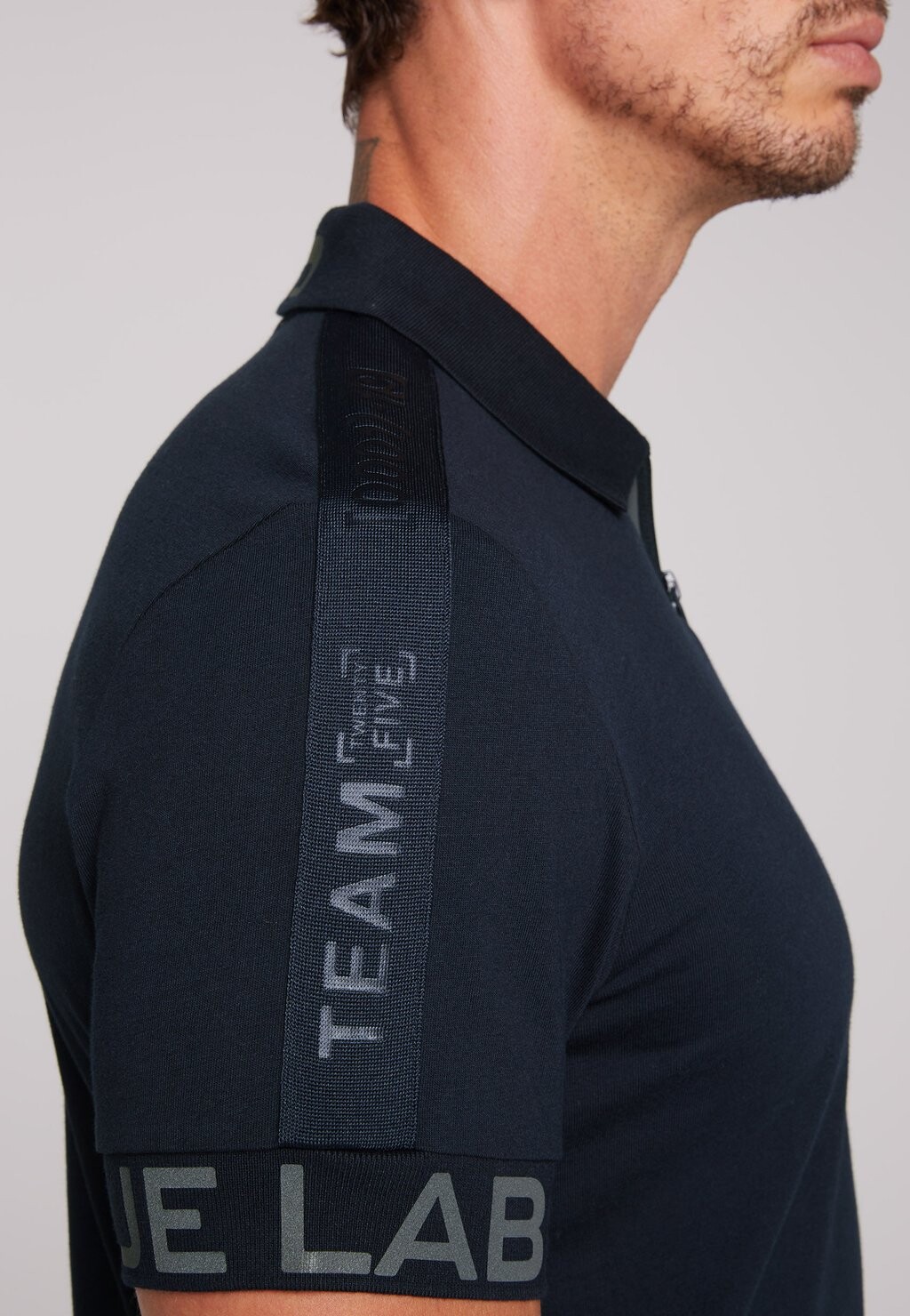 Рубашка поло KURZARM MIT FOLIEN Camp David, темно-синий
Рубашка поло KURZARM MIT FOLIEN Camp David, темно-синий