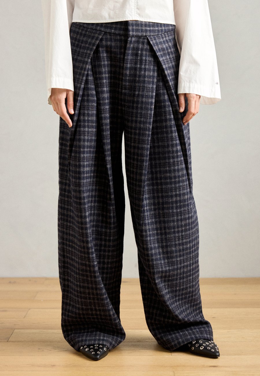 Брюки Lollys Laundry PANTS, Dark Blue
Брюки Lollys Laundry PANTS, Dark Blue