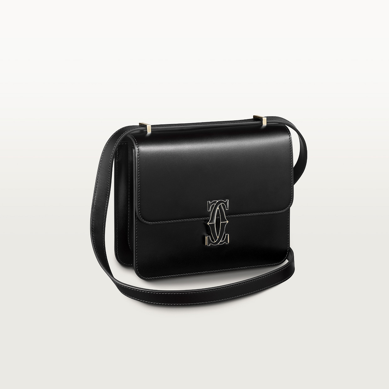 Женская сумка через плечо Cartier Sac porté épaule mini modèle, C de Cartier, черная телячья кожа
Женская сумка через плечо Cartier Sac porté épaule mini modèle, C de Cartier, черная телячья кожа