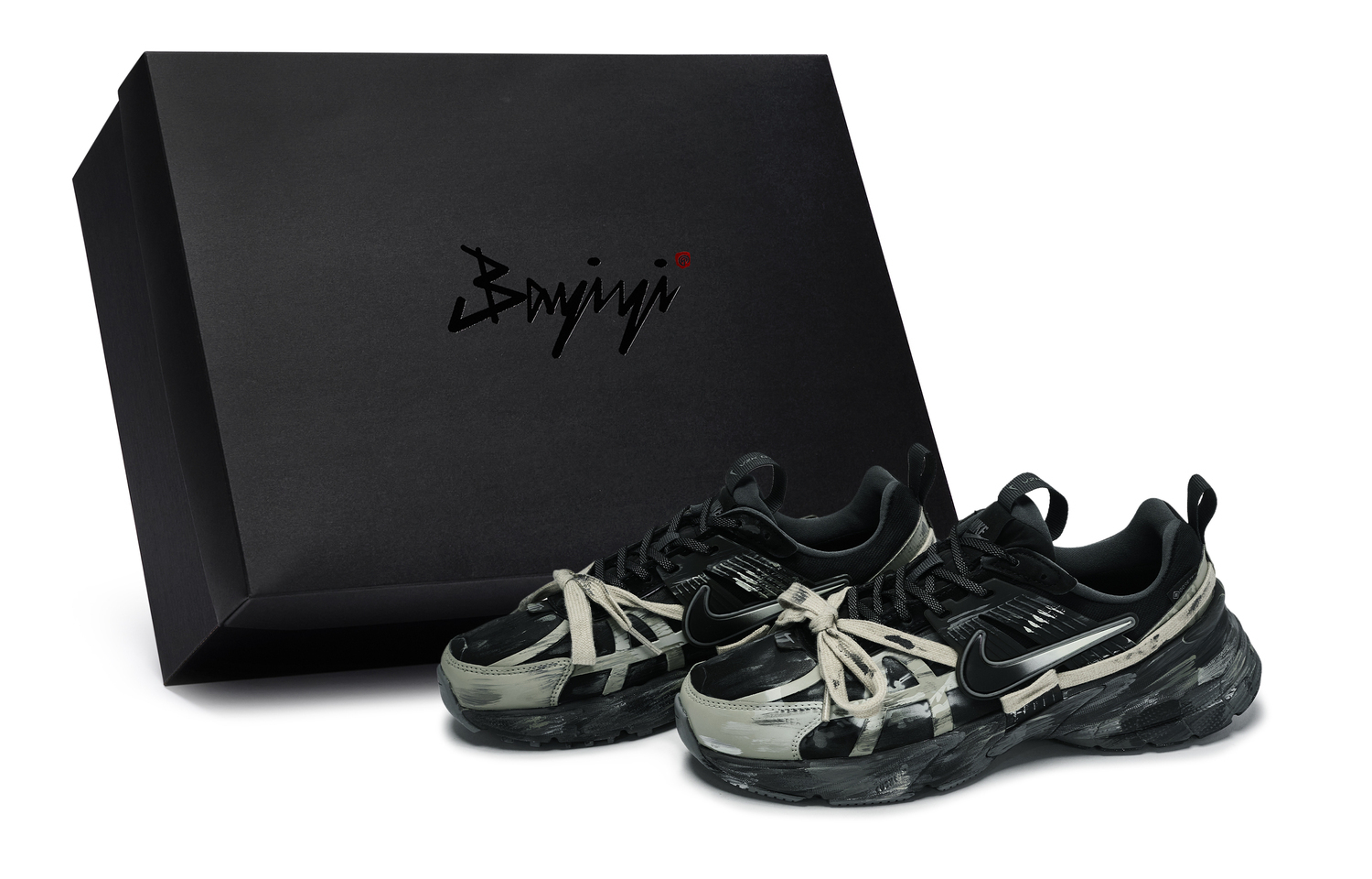 Nike Женские кроссовки V2K Run Abrasion Resistant Low top Black Gray Green
Nike Женские кроссовки V2K Run Abrasion Resistant Low top Black Gray Green