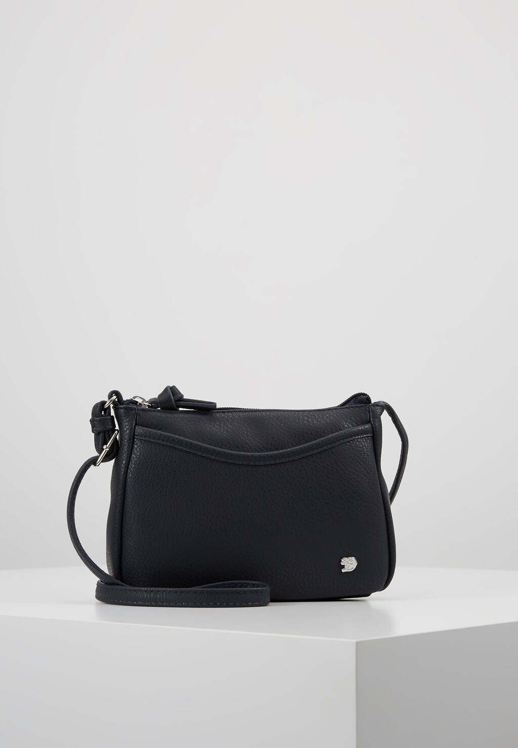 Сумка через плечо TOM TAILOR DENIM, цвет blue, Синий, Сумка через плечо TOM TAILOR DENIM, цвет blue
Сумка через плечо TOM TAILOR DENIM, цвет blue, Синий, Сумка через плечо TOM TAILOR DENIM, цвет blue