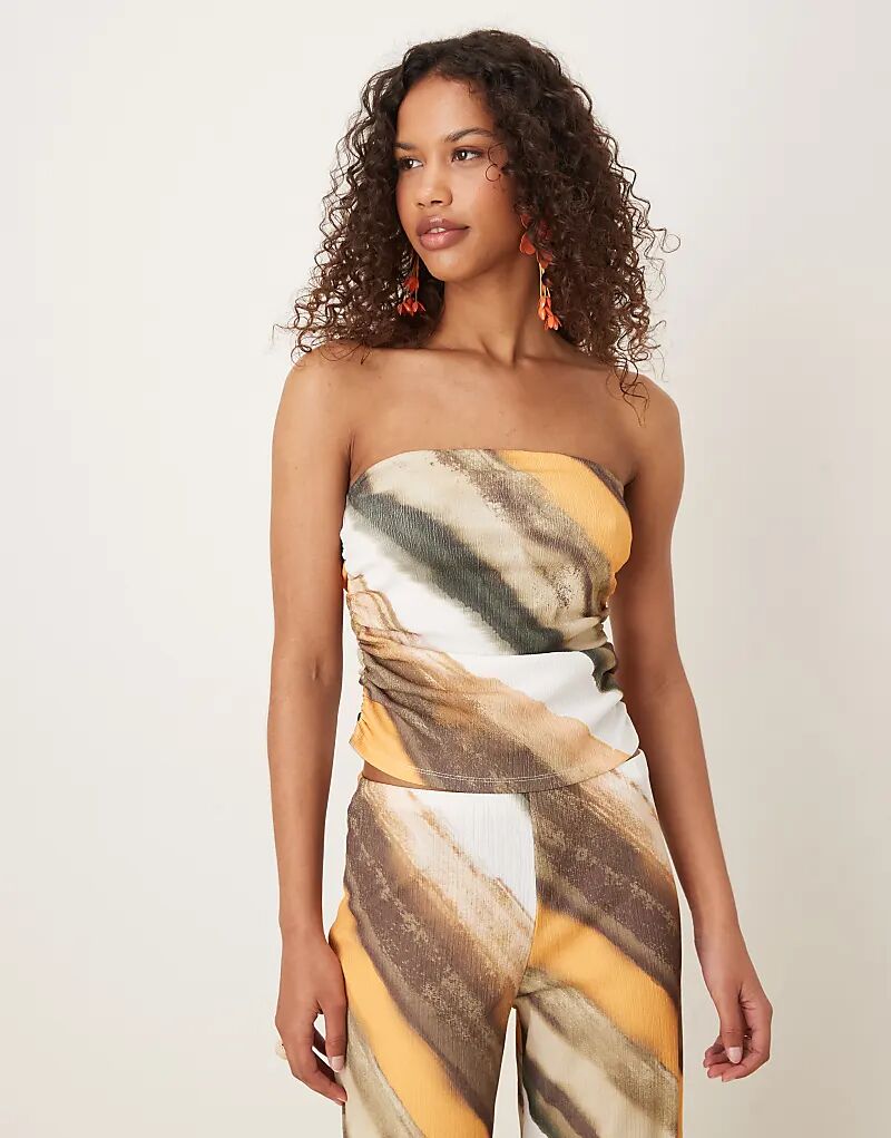 Приталенный бандо со сборками и абстрактным принтом от ASOS DESIGN
Приталенный бандо со сборками и абстрактным принтом от ASOS DESIGN