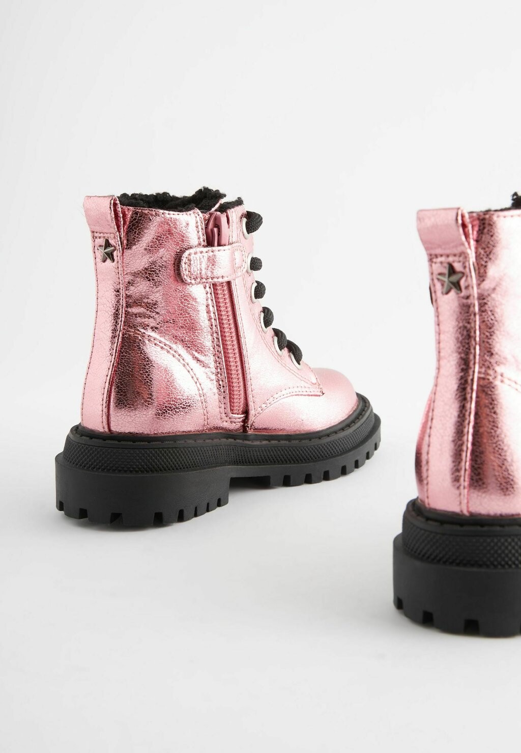 Зимние ботинки CHUNKY Next, розовый
Зимние ботинки CHUNKY Next, розовый