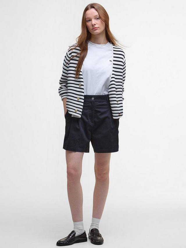 Шорты с боковой застежкой Cecile Barbour, Navy
Шорты с боковой застежкой Cecile Barbour, Navy